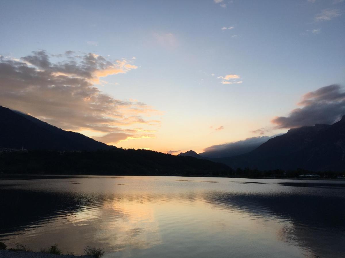 Paradiso Sul Lago Calceranica al Lago Eksteriør bilde